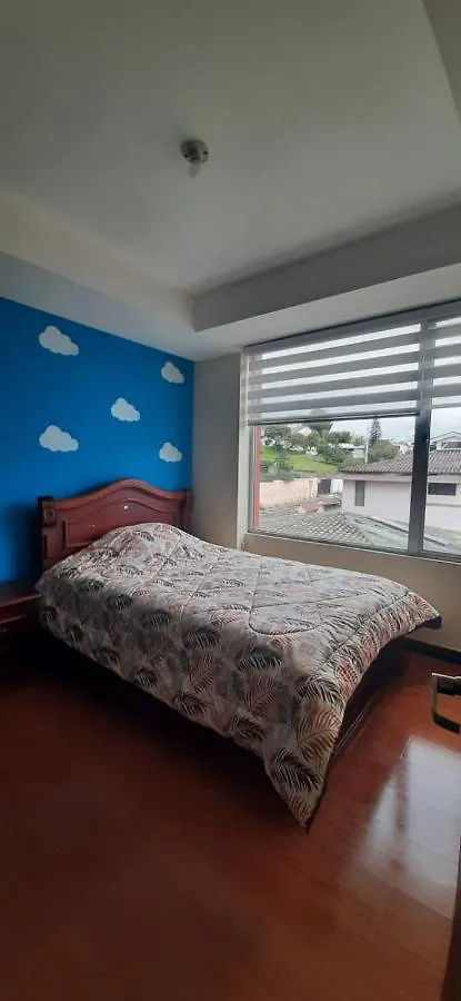 Great View, Hasta 6 Huespedes, 3 Habitaciones Ponceano Alto Quito